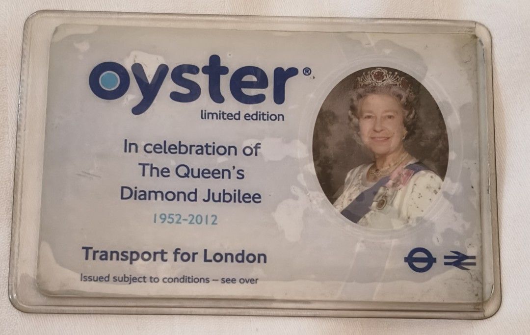 Limited Edition Queen's Diamond Jubilee Oyster Card, Hobbies & Toys,  Memorabilia & Collectibles, Vintage Collectibles on Carousell