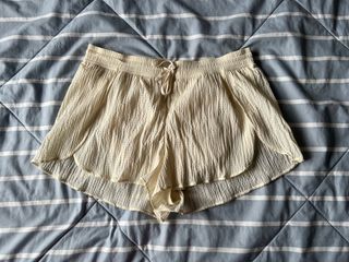 (Category: ) located in . Submitted by gwenshopsx (Listing ID 1407967052, Image 1). Description: .