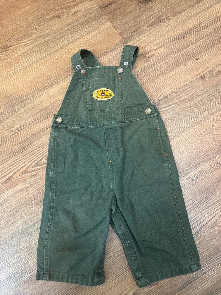 Old navy kid’s jumper (Category: Babies & Kids Fashion) located in Las Pinas. Submitted by odee25 (Listing ID 1407980240, Image 1). Description: fits 1-3 yrs old .