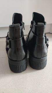 （分類：）位於 。 由 just.plain 提交（商品編號 1407979254，圖片 1）。簡介： 。