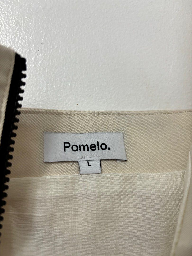 Pomelo Cream Zip Dress (Category: Dresses) located in Bacoor. Submitted by finery_ph (Listing ID 1408033854, Image 2). Description: Used twice only.
