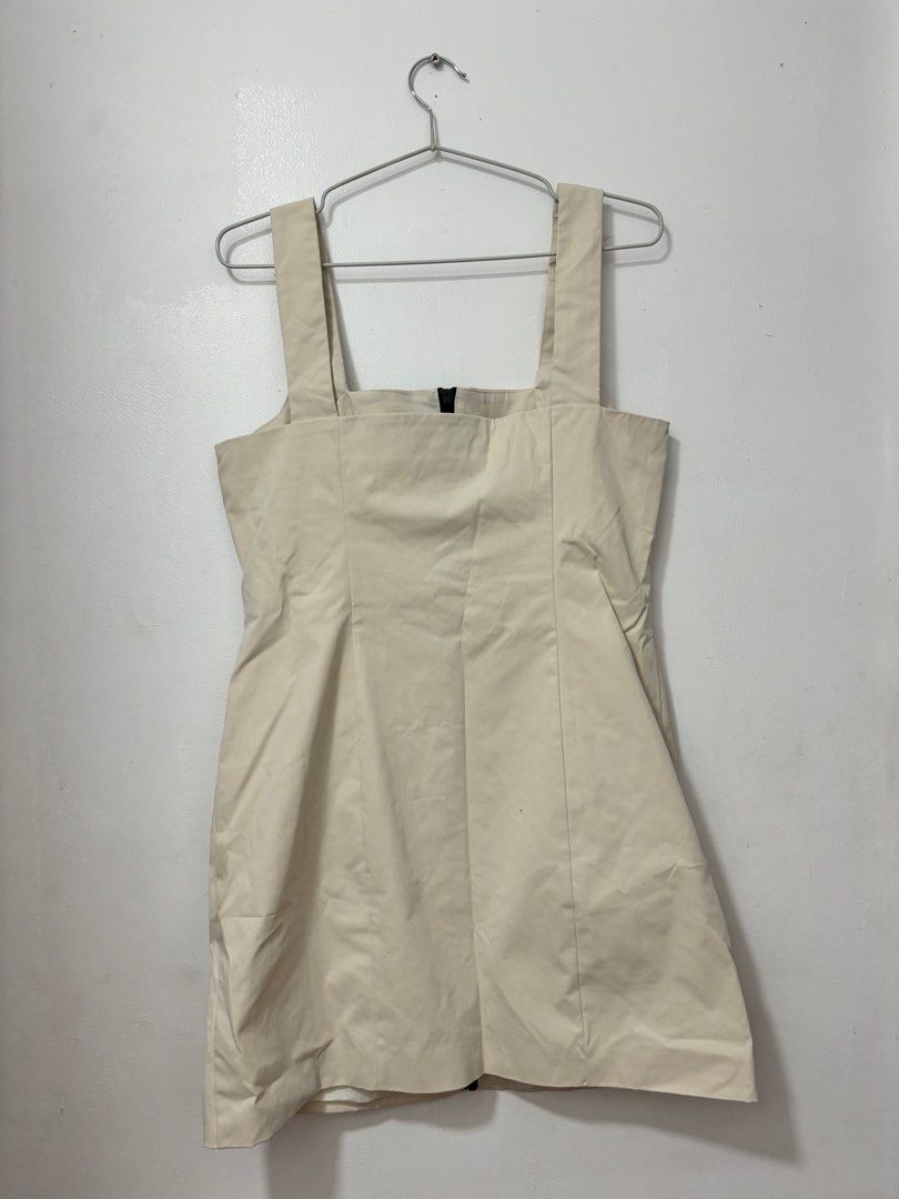 Pomelo Cream Zip Dress (Category: Dresses) located in Bacoor. Submitted by finery_ph (Listing ID 1408033854, Image 3). Description: Used twice only.