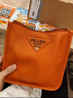 （分類：）位於 。 由 april202301 提交（商品編號 1407963817，圖片 1）。簡介： 。