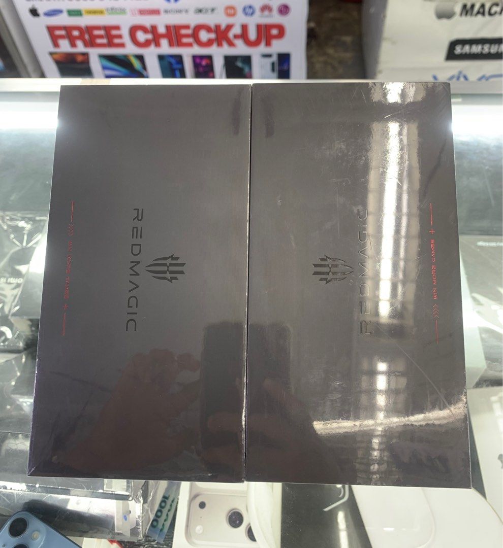 Redmagic 11 Pro Plus 16/512gb china rom (Category: Android Others) located in San Juan City. Submitted by rodelmarllemit (Listing ID 1408005976, Image 1). Description: Brand new REDMAGIC 11 Pro plus Rom: 512gb Ram: 16gb Color: Silver and Black China rom Mode of Payment: •Cash •Bank Transfer •GCash & Maya Installment: •Credit Card •Ggives •Cash on Delivery •Shipping •Meet Up •Trade In You can visit our Physical store in Stall number Y-19 Aquarium 
