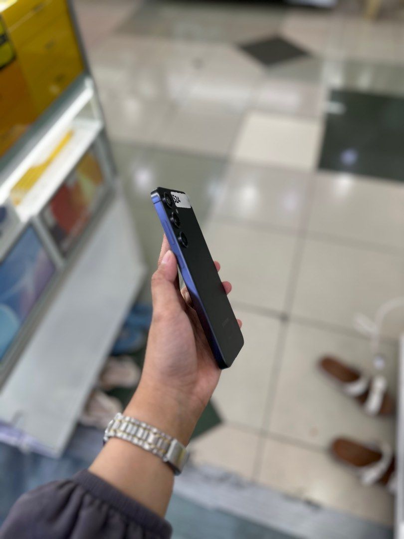 SAMSUNG S24 PLUS 12/256GB OPENLINE NTC VARIANT (Category: Samsung) located in San Juan City. Submitted by aynaagadgets (Listing ID 1407946274, Image 3). Description: DECEMBER 2025 STALL #: XB-07 FOR SALE | TRADE / SWAP PASS SA MGA SCAMMERS / THIRD PARTY (RFS: Buy and Sell) SAMSUNG S24 PLUS 12/256GB OPENLINE ⬇️DETAILS⬇️ •12/256 GB (Other storage is also available) •Black (Other color is also available but price may vary) •NTC Variant •95% Smooth •