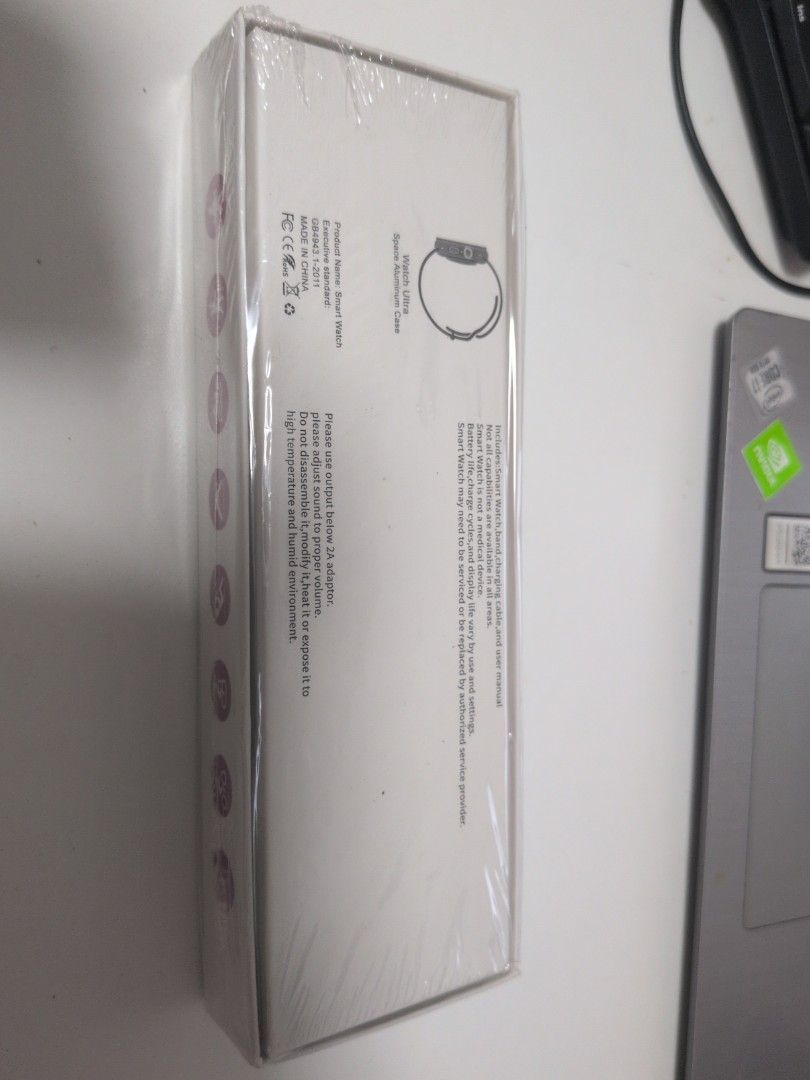 Smartwatch (Category: Wearables & Smart Watches) located in Singapore. Submitted by j_lze (Listing ID 1408064607, Image 3). Description: BNIB Smartwatch.