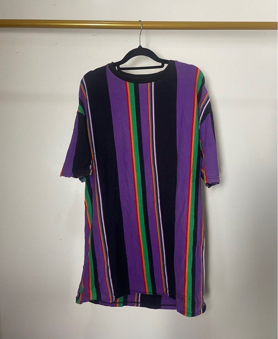 Smyth Striped Oversized Tshirt (Category: Tshirts & Polo Shirts ) located in San Pedro. Submitted by overallph (Listing ID 1408094654, Image 1). Description: Smyth Stripes Oversized Shirt Size L 250+sf.