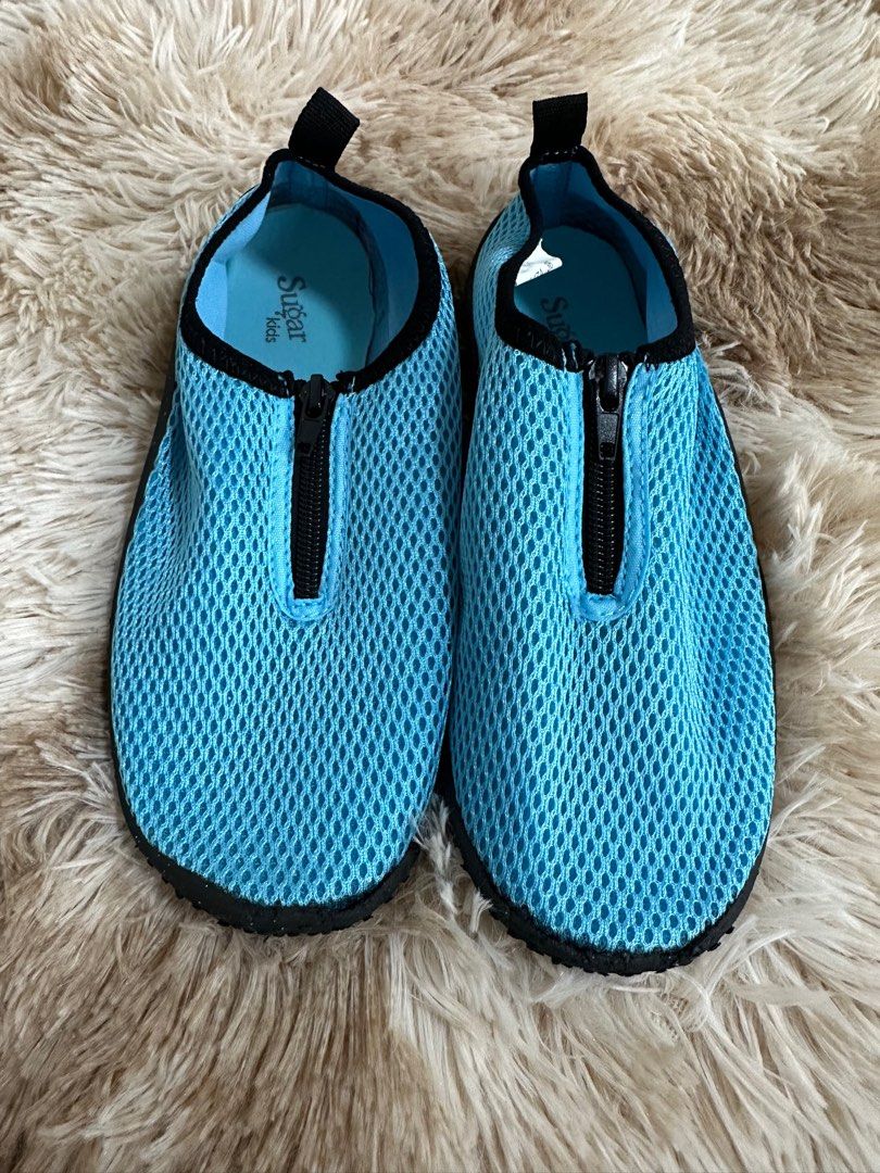 Sugar Kids Water Shoes - Size 36 (Category: Babies & Kids Fashion) located in Cainta. Submitted by kath_pl (Listing ID 1407951749, Image 1). Description: - Sugar Kids water shoes - Light blue color - Size 36 - Zipper closure - Black trim - Ideal for water activities and beach trips.