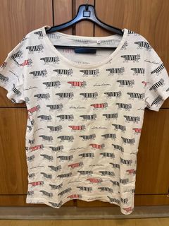 (Category: ) located in . Submitted by shopwithmeee (Listing ID 1408036141, Image 1). Description: .