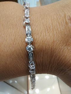 (Category: ) located in . Submitted by jadeite66 (Listing ID 1408200032, Image 1). Description: .
