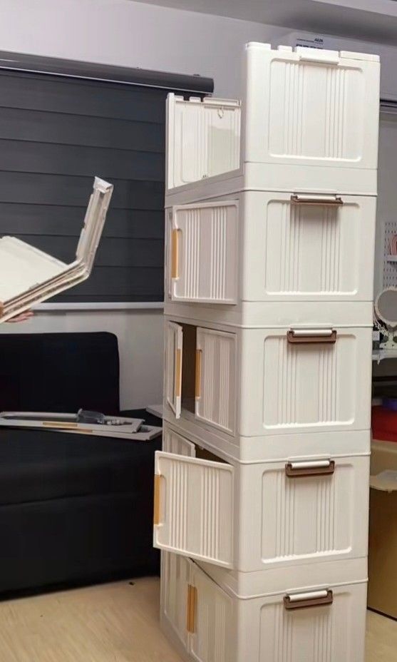 5-Layer Stackable Cabinet with Drawers (Category: Shelves, Cabinets & Racks) located in Pasig City. Submitted by igustnik (Listing ID 1392149372, Image 3). Description: Super gandaaaaa RFS: Wala lang haha bibili lang ulit ng bago kasi reset ako ng room No issues..