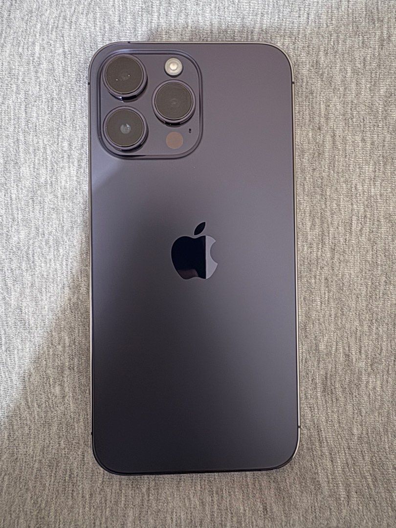 apple Iphone 14 pro max 256 gb in deep purple (Category: iPhone X Series) located in Quezon City. Submitted by grwme (Listing ID 1408210697, Image 1). Description: ★ wts ★ Iphone 14 pro max ❗️Read❗️ - message to avail - total + sf - MOP: GCASH / BDO - MOD: sdd (lalamove / grab), jnt - meetup: cubao / espanya - dm for more pics - no returns - body: 8/10 - bh: 80% - all working / no functional issue - no crack on screen inclusion - unit - chord (an