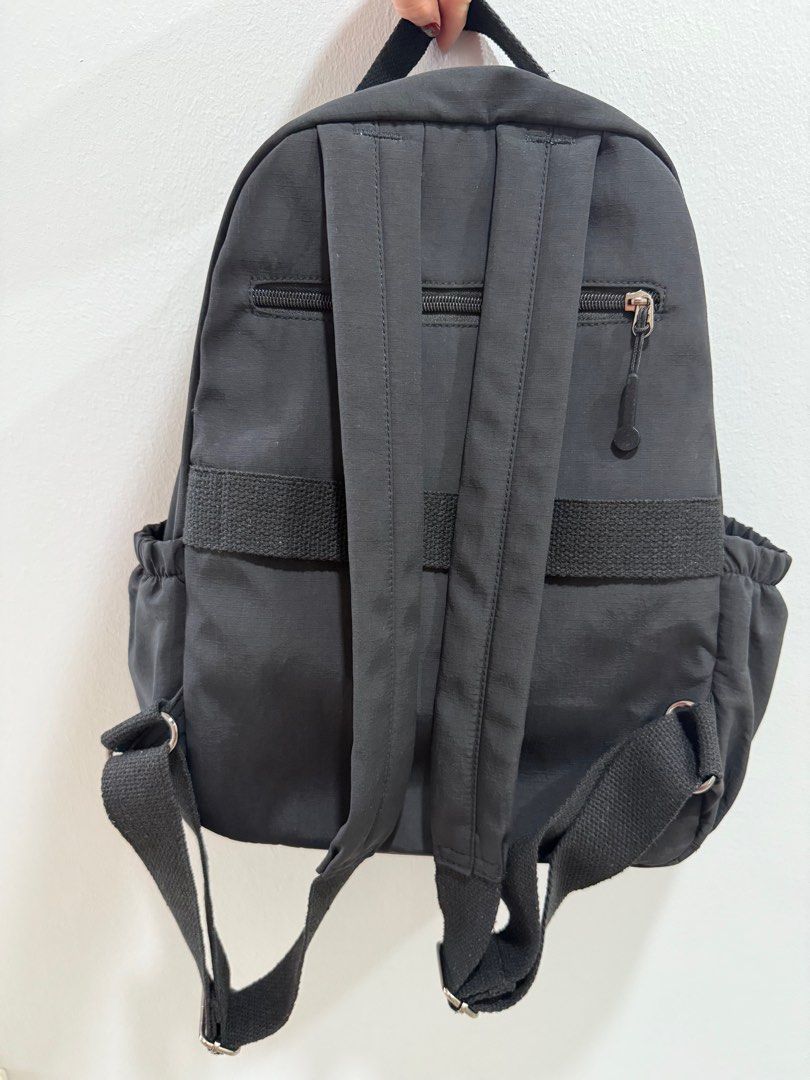 Mini Backpack (Category: Backpacks) located in Singapore. Submitted by d.obuyem (Listing ID 1408197633, Image 2). Description: -Decluttering the house. -Selling as it’s underutilised..