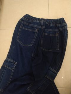 (Kategori: ) berada di . Dikirim oleh prlvdknii (ID iklan 1408180639, Gambar 1). Deskripsi: .