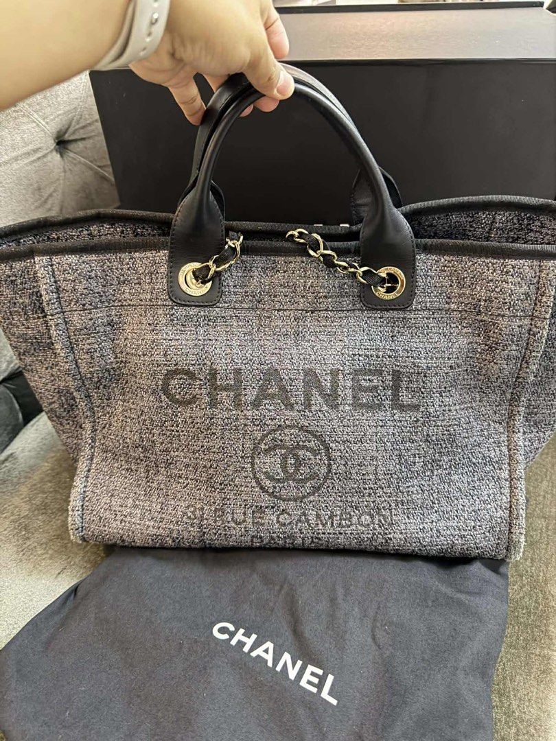 CHANEL DEAUVILLE TOTE WOVEN (Category: Luxury Bags & Wallets) located in Arayat. Submitted by cjscolis (Listing ID 1408154692, Image 1). Description: WITH ENTRUPY ,CARE CARD ,BOX ,DUSTBAG BARELY USE NEGOTIABLE .