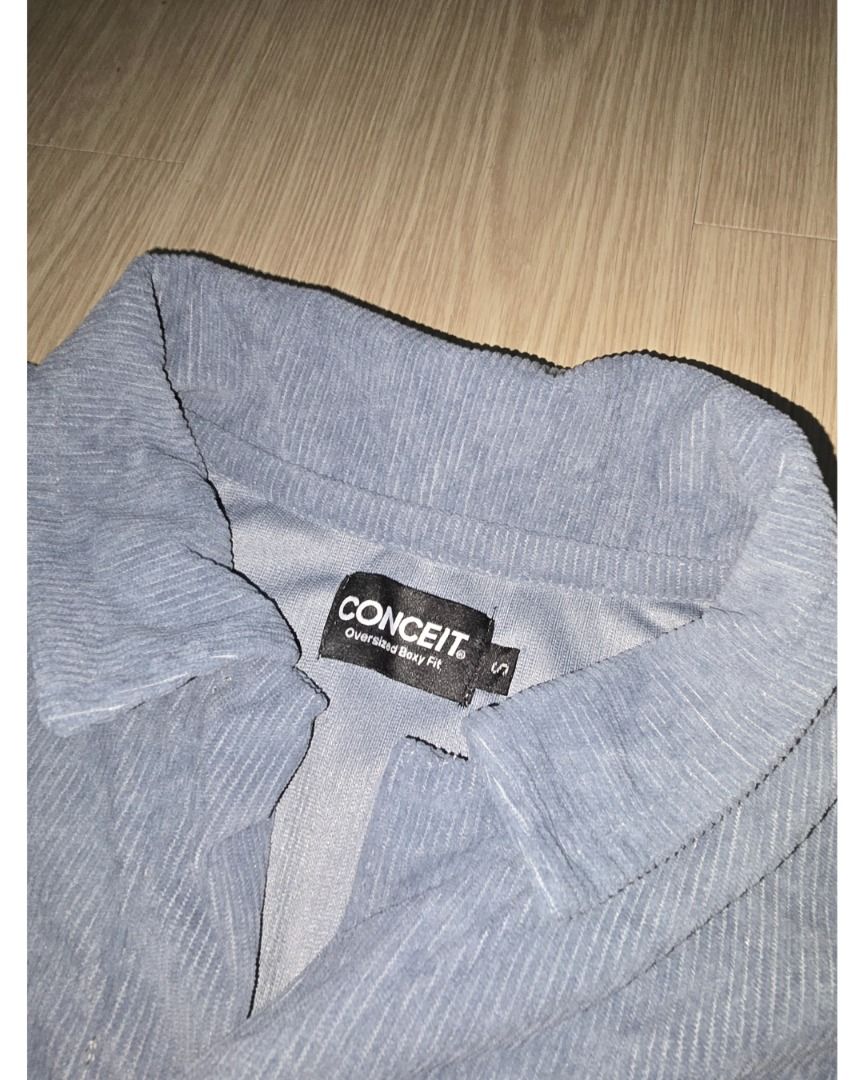 CONCEIT Oversized Boxy Fit Shirt (Denim) (Category: Tshirts & Polo Shirts ) located in Manila. Submitted by teves88579 (Listing ID 1408175004, Image 3). Description: - Oversized, boxy fit - Collared neckline - Corduroy-like material Have never used rfs: doesnt fit me well loc: QC .