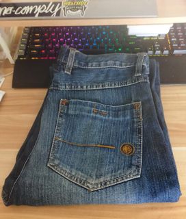 (Category: ) located in . Submitted by skyskate (Listing ID 1408121363, Image 1). Description: .