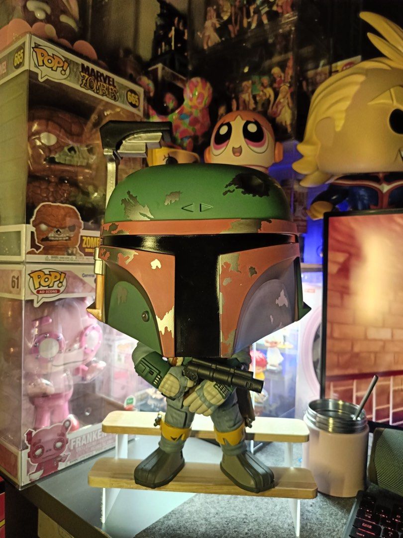 Funko Pop - Mega 18 inch Boba Fett (Category: Figurines & Statues) located in Manila. Submitted by oswaldow (Listing ID 1408268752, Image 1). Description: Selling Funko Pop - Mega 18 inch Boba Fett In great condition Used as a display only Includes complete set * Box * Figurine Available for pick up only due to large size of the item.
