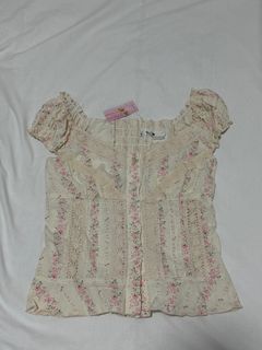 (Category: ) located in . Submitted by shopfrommeee (Listing ID 1408228719, Image 1). Description: .