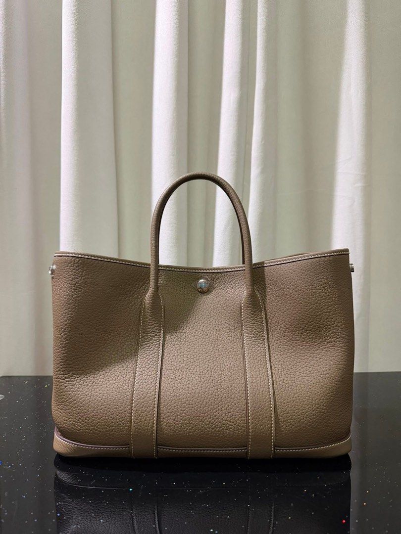 🇯🇵Hermes Garden Party 30 (Category: Luxury Bags & Wallets) located in Manila. Submitted by trendyfindscitrine (Listing ID 1408222440, Image 2). Description: Size 30cm Hand made Genuine Togo leather Actual photo Same day delivery .