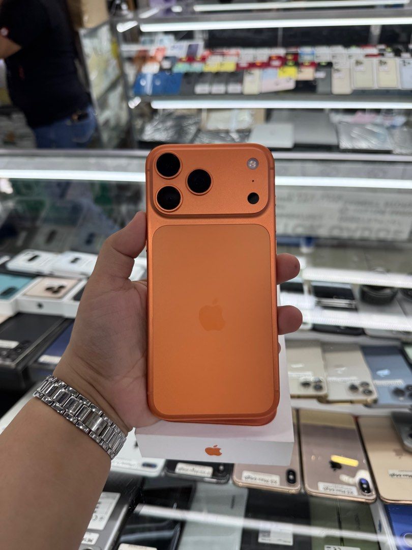 Iphone 17 Pro Max 256gb 100% batt SMARTLOCKED NTC No issue RUSH (Category: iPhone 17 Series) located in San Juan City. Submitted by javedsgadgetshop (Listing ID 1408173898, Image 2). Description: INSTALLMENT OPTIONS : SPAY LATER / GGIVES / CREDIT CARD! WE BUY AND SELL SO PWEDE MAGBINTA OR SWAP ! Quick Specs : 💵 Iphone 17 Pro Max •256gb •NTC Variant •100% batt health •Smartlocked •100% Smoothness •No hidden issue | No Repaired •100% Authentic | N