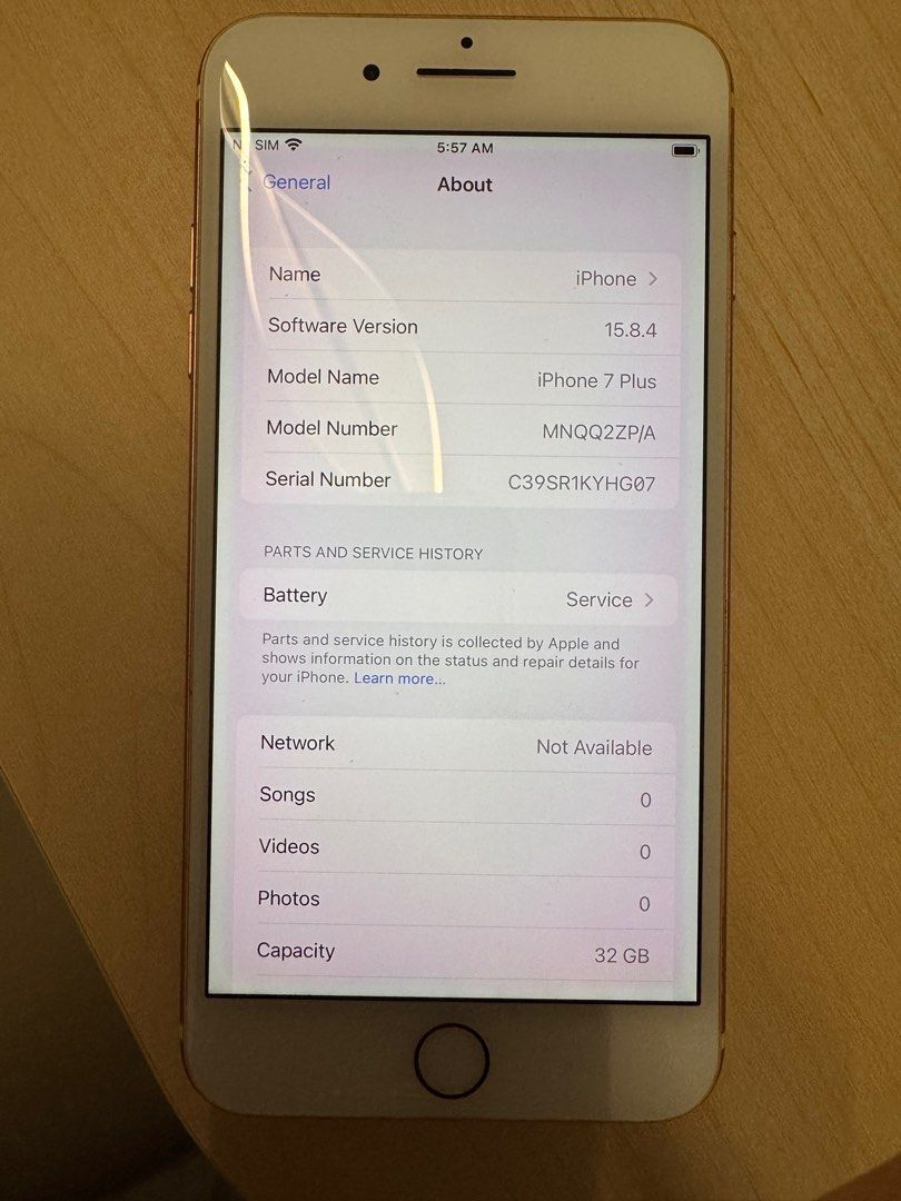 (Category: iPhone 7 Series) located in Singapore. Submitted by brownniee (Listing ID 1408258269, Image 1). Description: - iPhone 7 Plus (Rose Gold) - 32GB storage - Battery Health: 70% - Good working condition - Minor cosmetic wear - iOS 15.8.4 - Phone only (no accessories).