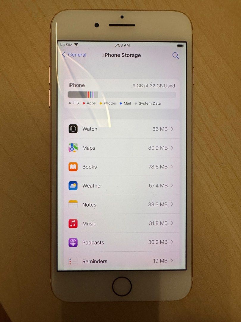 (Category: iPhone 7 Series) located in Singapore. Submitted by brownniee (Listing ID 1408258269, Image 2). Description: - iPhone 7 Plus (Rose Gold) - 32GB storage - Battery Health: 70% - Good working condition - Minor cosmetic wear - iOS 15.8.4 - Phone only (no accessories).