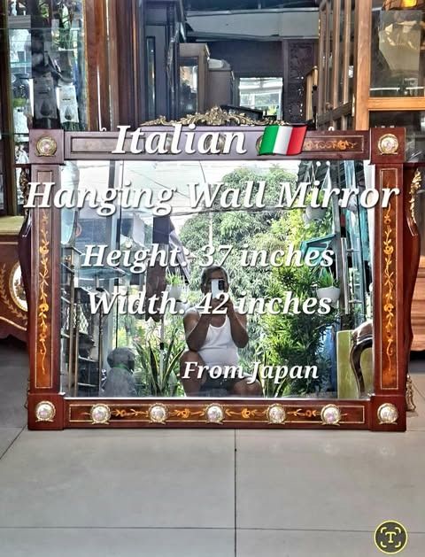 Italian 🇮🇹 Console Table with Hanging Wall Mirror. (Category: Tables & Sets) located in Manila. Submitted by trendsettershoppe (Listing ID 1408297118, Image 2). Description: Italian 🇮🇹 Console Table with Hanging Wall Mirror. H-66 x W-48 x D-17, inches. Pre-loved. From Japan..