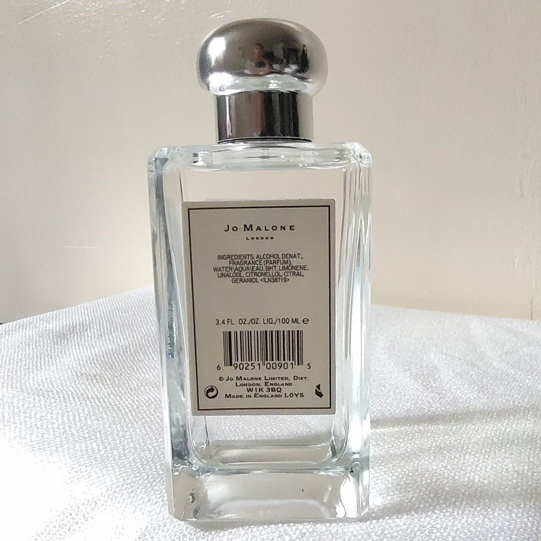 Jo Malone Nectarine Blossom & Honey Cologne 100ml (Category: Fragrance & Deodorants) located in Binan City. Submitted by apparelsbyeve (Listing ID 1408286308, Image 3). Description: - Tester Jo Malone Nectarine Blossom & Honey Cologne - 100ml bottle - Includes box - Features silver cap and clear glass bottle.