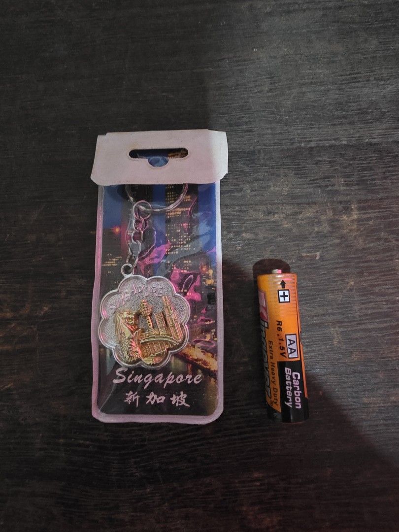 Macau/Singapore Souvenir Keychain (Category: Everything Else Others) located in Tanauan. Submitted by jcang5 (Listing ID 1408170392, Image 2). Description: PHP 300 each.