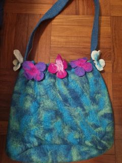 (Category: ) located in . Submitted by catobl (Listing ID 1408223585, Image 1). Description: .