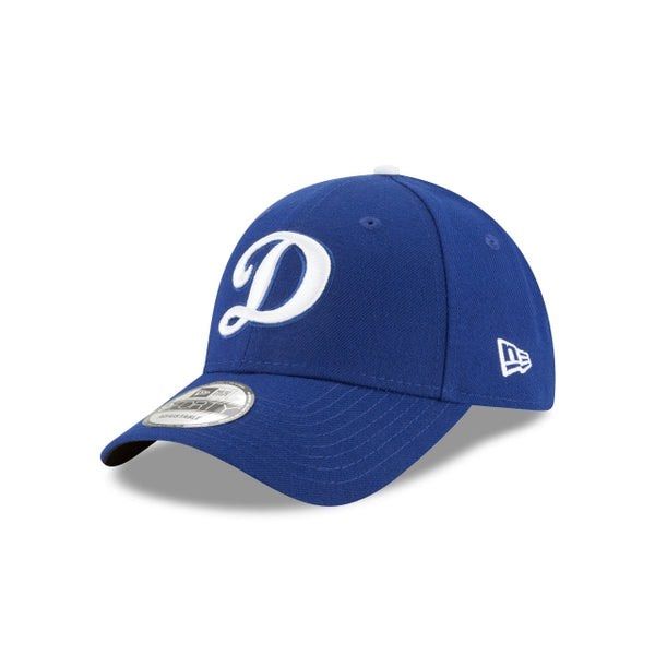 New Era Los Angeles Dodgers Cap (Category: Caps & Hats) located in Valenzuela. Submitted by gotdrip (Listing ID 1408237858, Image 1). Description: New Era Fitted Cap Size: Small - Medium.