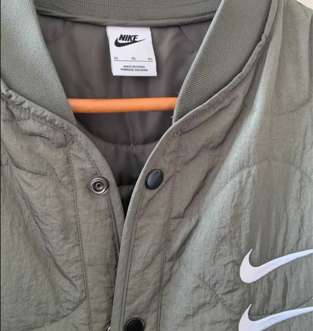 nike sportswear swoosh quilted jacket