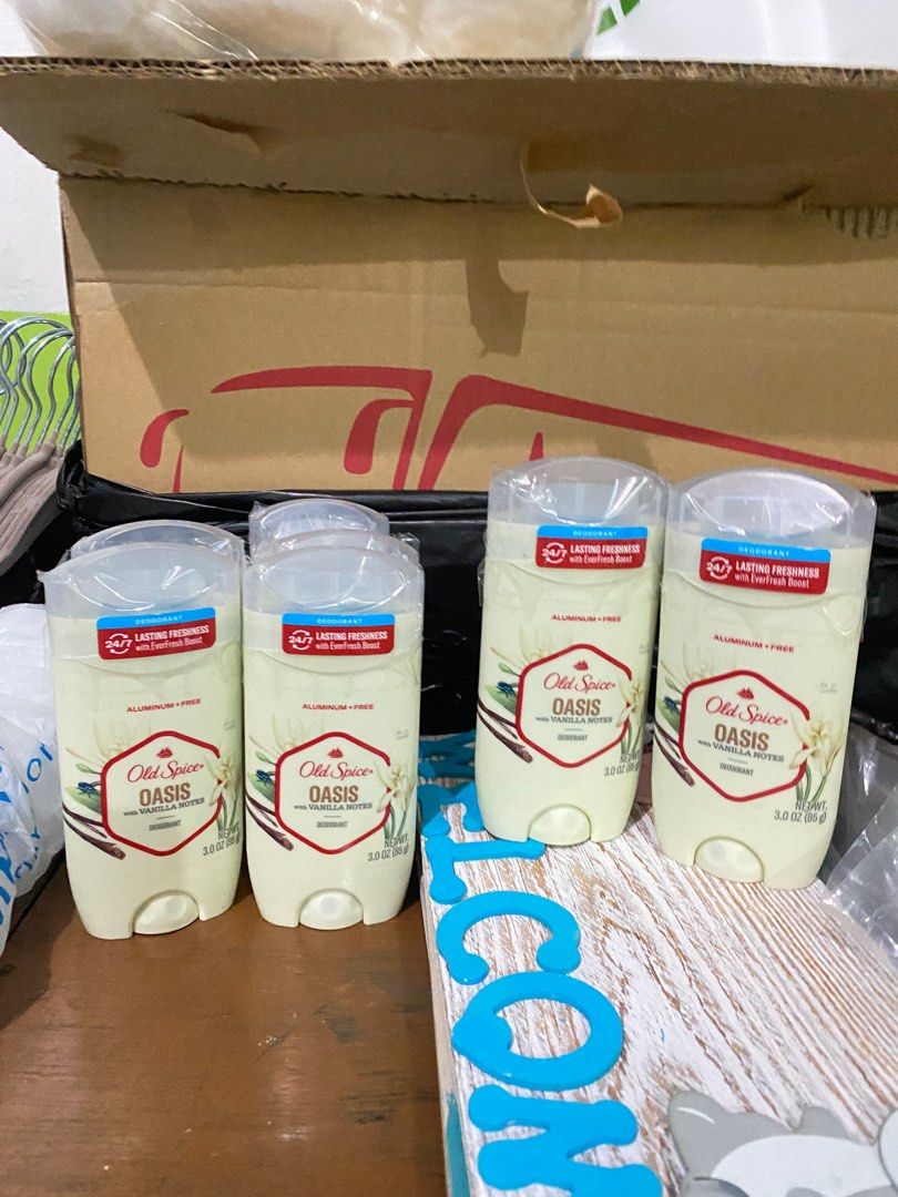 Old Spice Oasis Deodorant (Category: Fragrance & Deodorants) located in Pasig City. Submitted by jehuu (Listing ID 1408258564, Image 2). Description: - Old Spice Oasis Deodorant - Vanilla scent - Aluminum-free - Size: 2.6 oz (74g) - Provides lasting freshness - Brand new, sealed packaging Fix price.