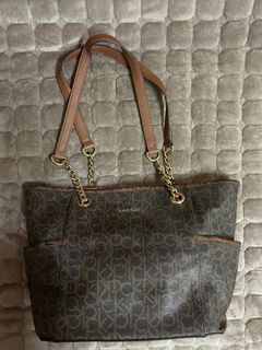 (Category: ) located in . Submitted by emp_preloved (Listing ID 1408241108, Image 1). Description: .