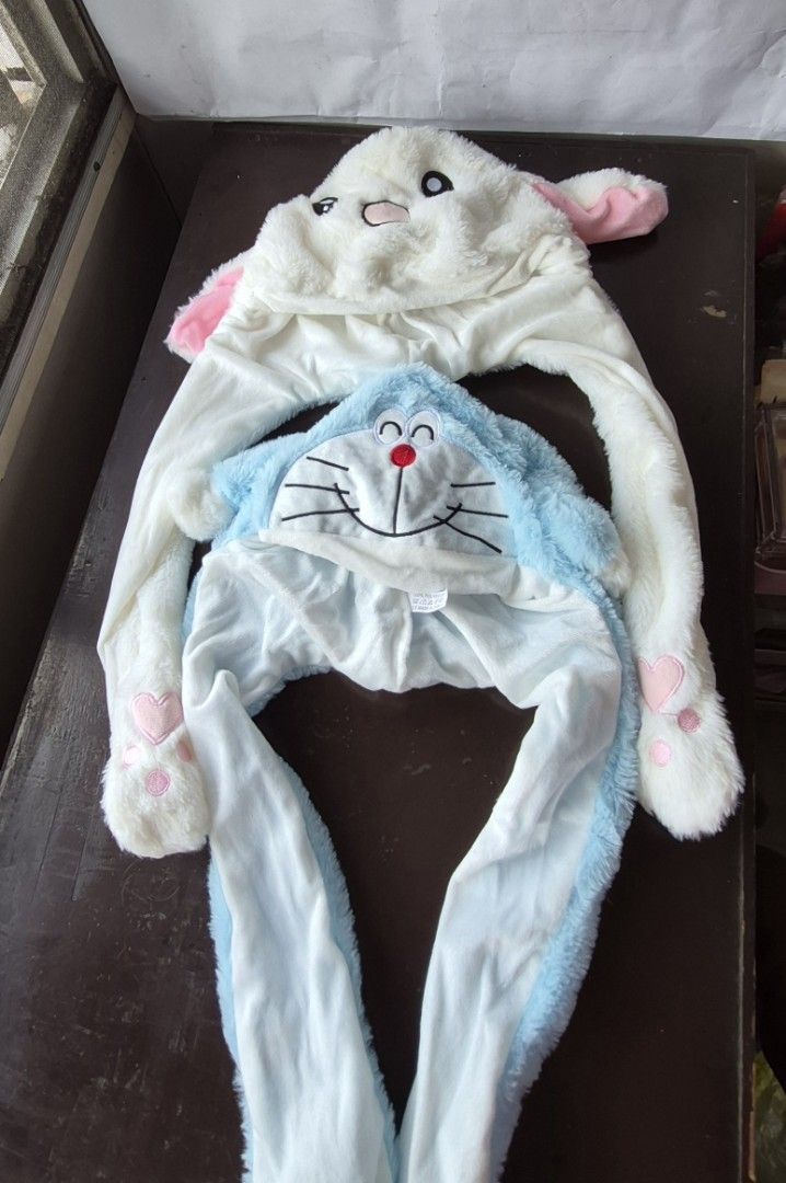 Plush animal head hat bundle of 4 (Category: Babies & Kids Fashion) located in Caloocan City. Submitted by celonessentials (Listing ID 1408130709, Image 3). Description: selling as bundle for P220 used only once all working fine fits an adult head too.