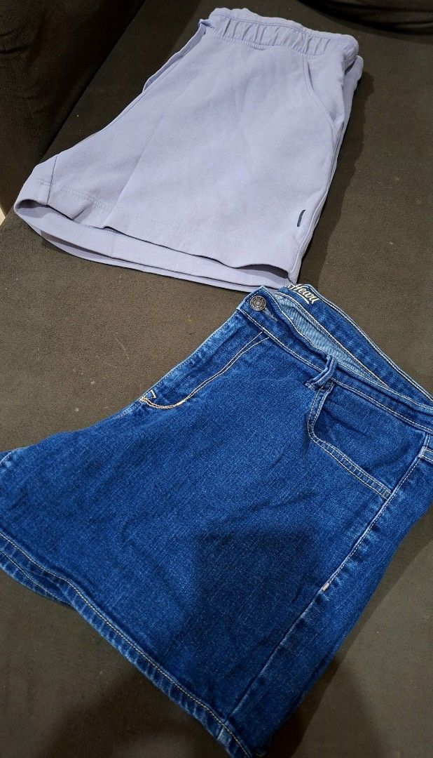 PRELOVED PLUS SIZE SHORTS WOMEN (Category: Shorts) located in Carmona. Submitted by janine14 (Listing ID 1408195804, Image 3). Description: 350/set will fit to 34-37 Includes: Old Navy denim shorts Lavender drawstring shorts location: Carmona cavite.