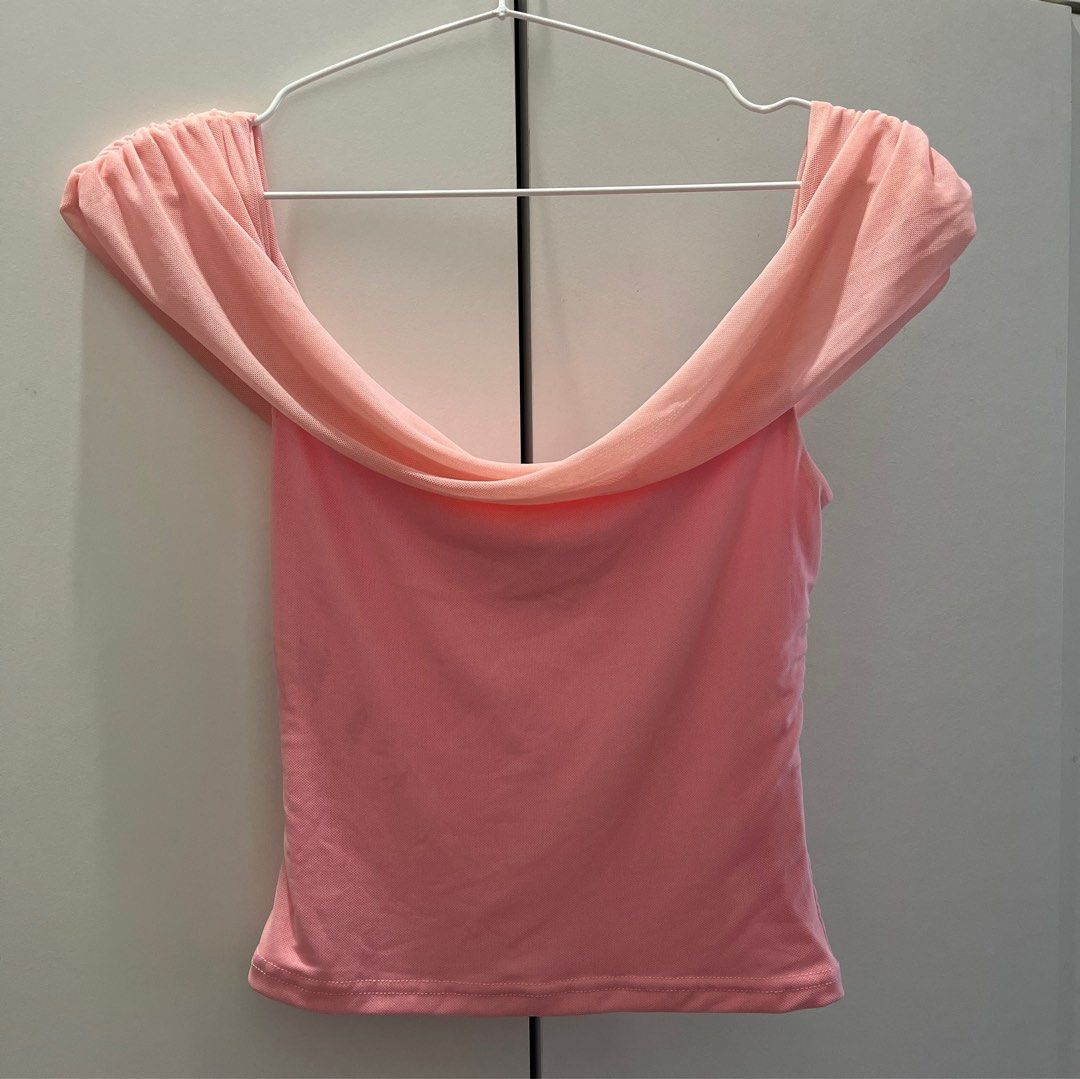 princess polly pink mesh off shoulder top (Category: Blouses) located in Manila. Submitted by clovesu (Listing ID 1408157926, Image 1). Description: s-m peach pink irl no ww, not my size.