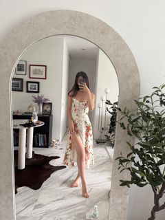 (Category: ) located in . Submitted by lilithscloset (Listing ID 1408149684, Image 1). Description: .