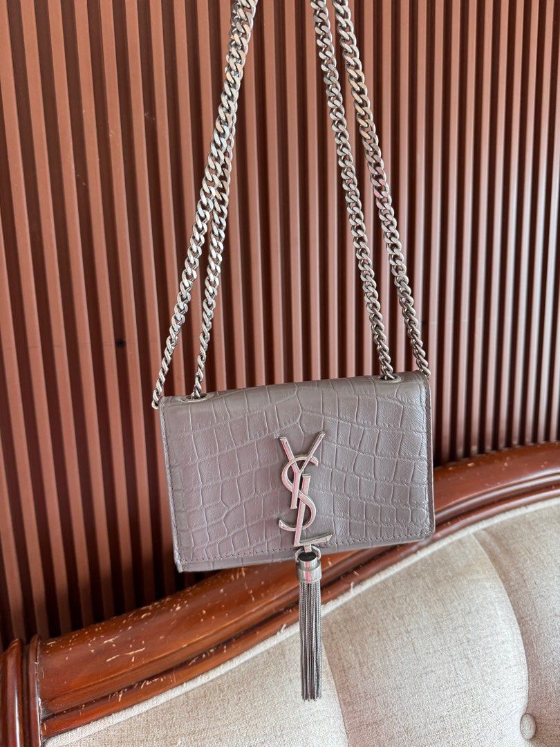 Saint Laurent Kate Chain Bag (Category: Luxury Bags & Wallets) located in Talisay. Submitted by myclosetxoxo. (Listing ID 1408132563, Image 1). Description: -japan-sourced -please self authenticate -looks authentic to me -no return no exchange policy .