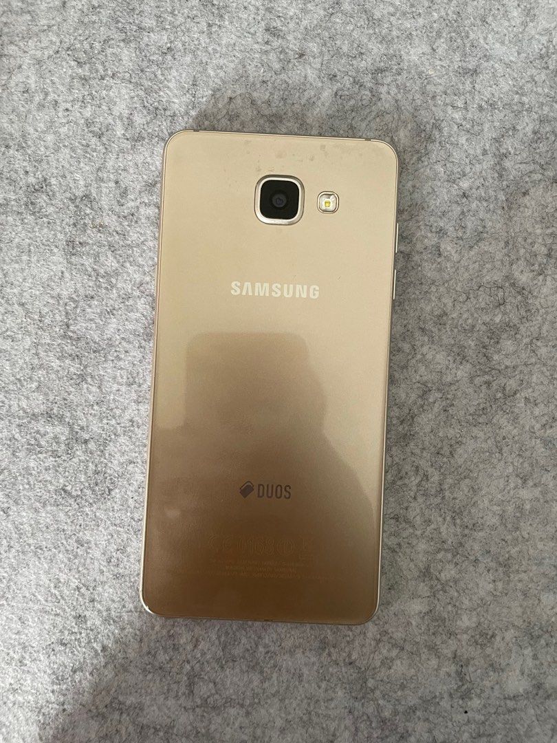 SAMSUNG A5 16GB (Category: Samsung) located in Manila. Submitted by weaniceteee (Listing ID 1408142034, Image 2). Description: - unit only - has scratches - everything works perfectly .