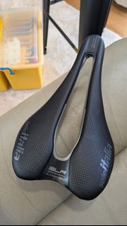 (Category: ) located in . Submitted by 2pots2pans (Listing ID 1408115576, Image 1). Description: .