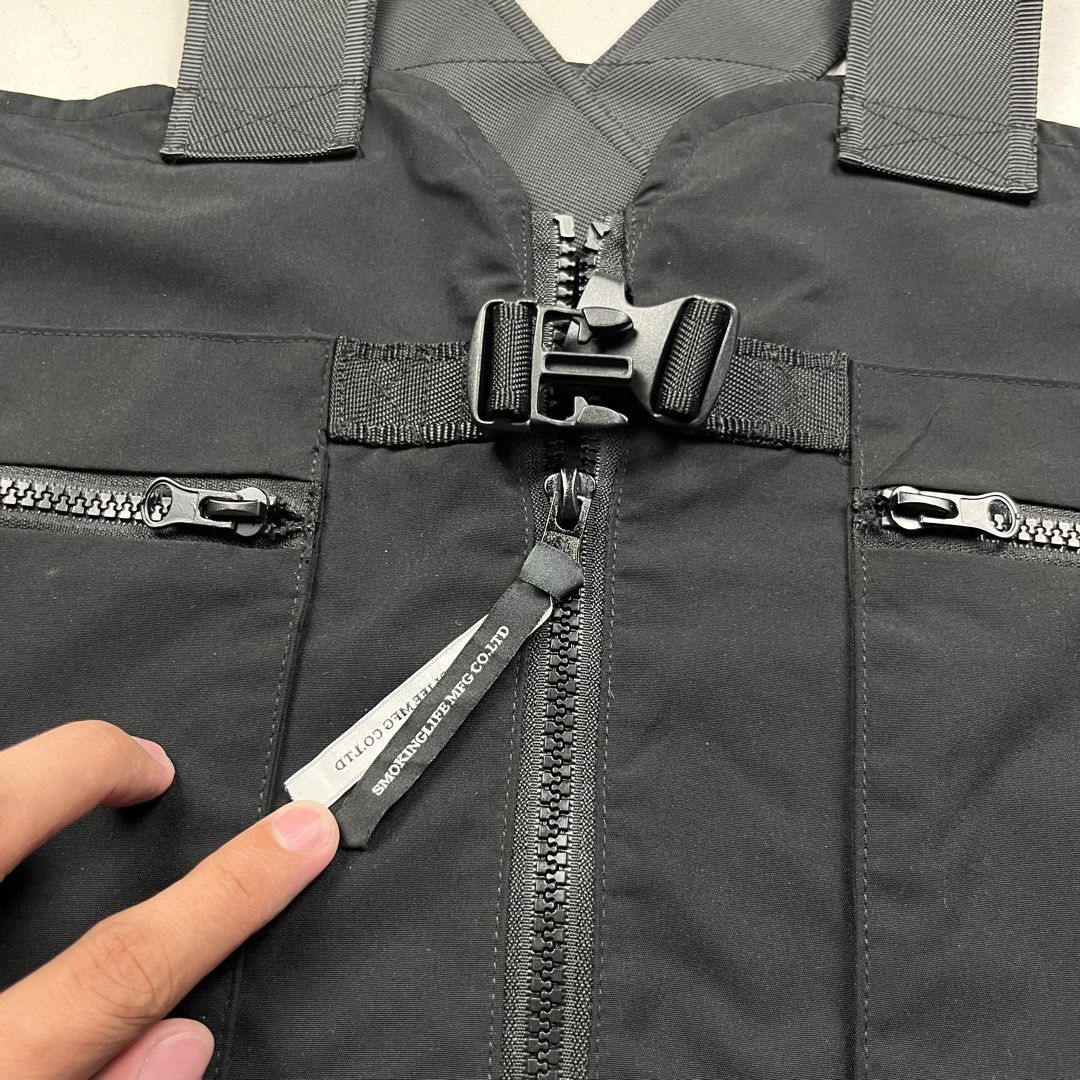 Smokinglife Utility Tactical Work Vest (Category: Vests) located in Manila. Submitted by _jaime (Listing ID 1408269730, Image 3). Description: Smokinglife UtilityTactical Work Vest Excellent Condition width: 22 inches Length: 14.5 inches 1,000 price is negotiable.