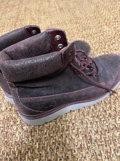 (Category: ) located in . Submitted by mywardrobe2 (Listing ID 1408149794, Image 1). Description: .