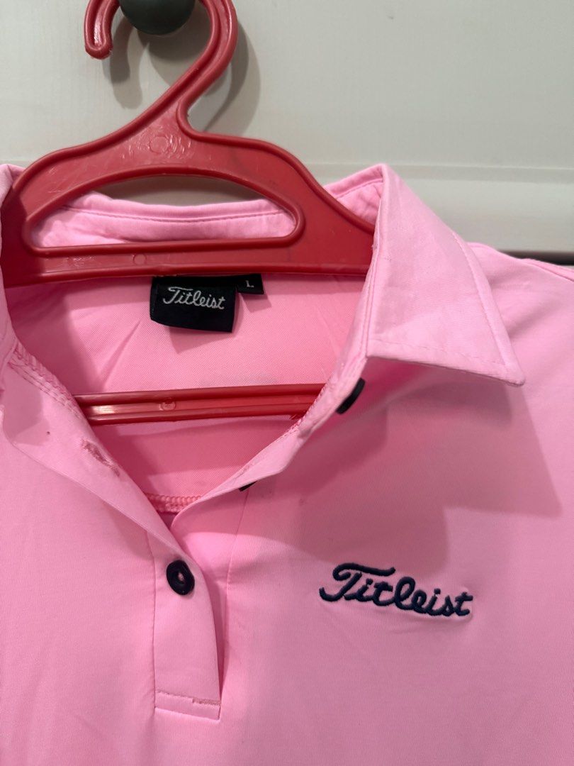 Titleist Pink Golf Polo Shirt (Category: Shirts) located in Muntinlupa City. Submitted by andenggggh (Listing ID 1408165524, Image 2). Description: - Pink Titleist golf polo shirt - Size: L on tag; but I’m size small so fits S-M bodyframe - Bought for 1500 - RFS: ayaw na mag pink.