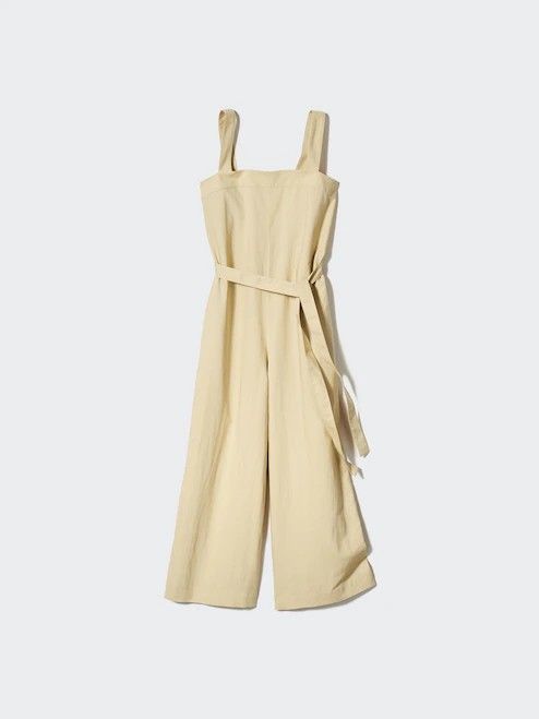 UNIQLO LINEN BLEND JUMPSUIT (Category: Jumpsuits) located in San Pedro. Submitted by cyanide.slug.cat (Listing ID 1408240605, Image 1). Description: s-sm 34" bust 53" length never worn, missing belt no when worn please.