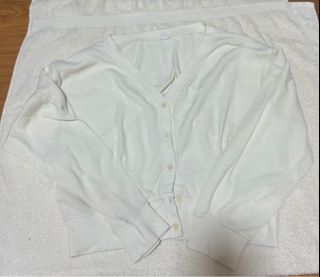 (Category: ) located in . Submitted by gillybuys (Listing ID 1408125305, Image 1). Description: .