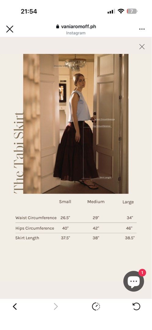 Vania Romoff The Tabi Skirt (Category: Skirts) located in Makati City. Submitted by team_maxvin (Listing ID 1408254900, Image 3). Description: - Vania Romoff Tabi Skirt - High-waisted design - Voluminous silhouette - Color: Deep burgundy .