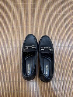 (Category: ) located in . Submitted by yourfavthrifted (Listing ID 1408224492, Image 1). Description: .