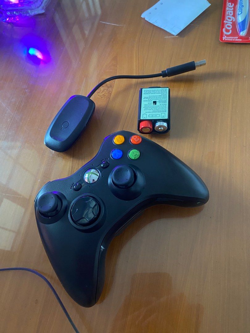 xbox 360 wireless controller (Category: Controllers) located in Naga. Submitted by andre5000xd (Listing ID 1408124494, Image 2). Description: Xbox 360 wireless controller -used once or twice, good as new -FREE battery package opened but not used -GCash or cash payment (for Naga City users).